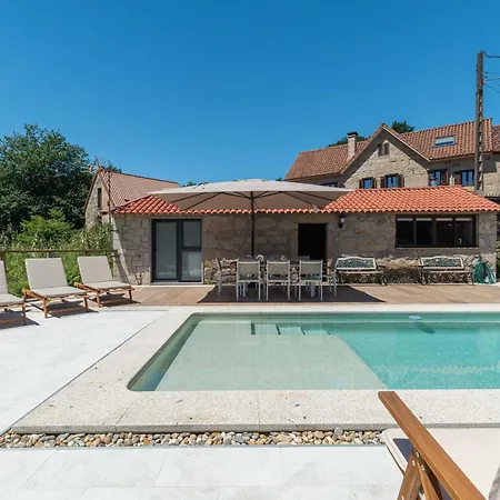 Вилла Atlantica Con Piscina